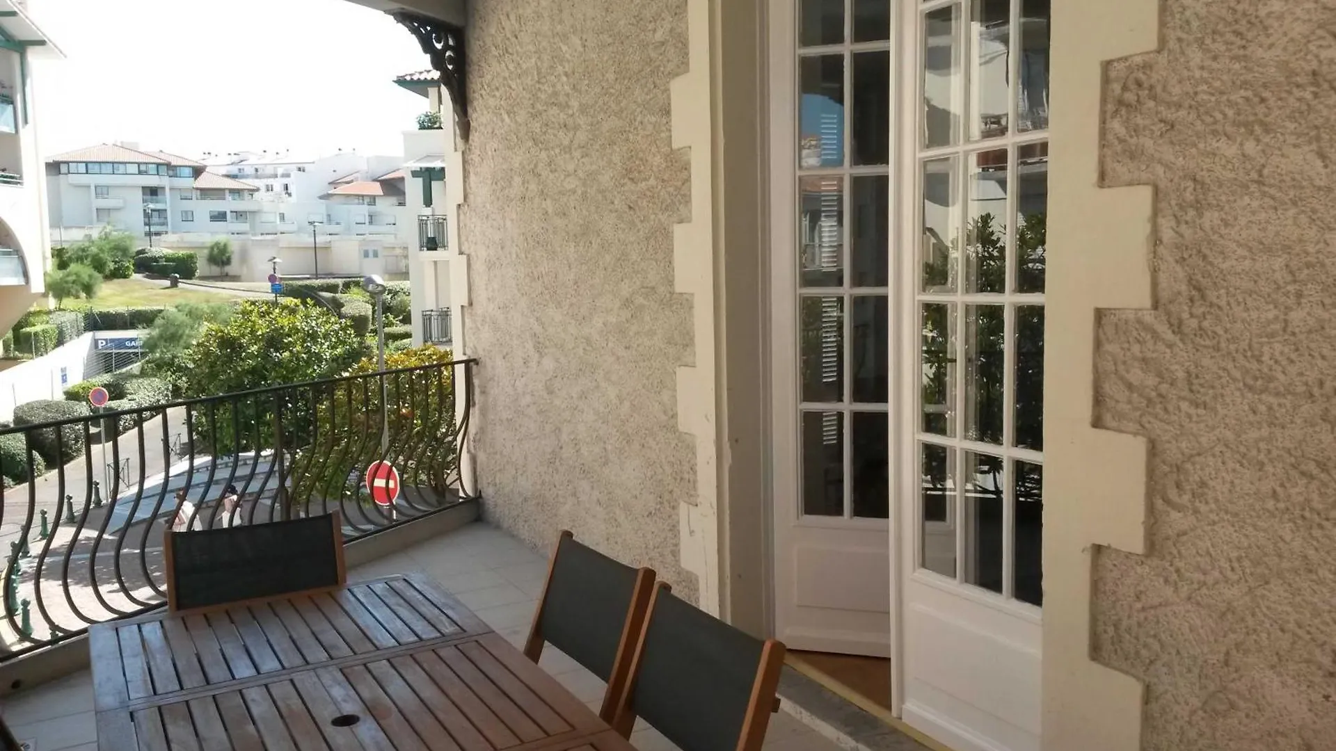 Beautiful And Bright 1St Floor Flat With Large Terrace - Biarritz City Center 公寓