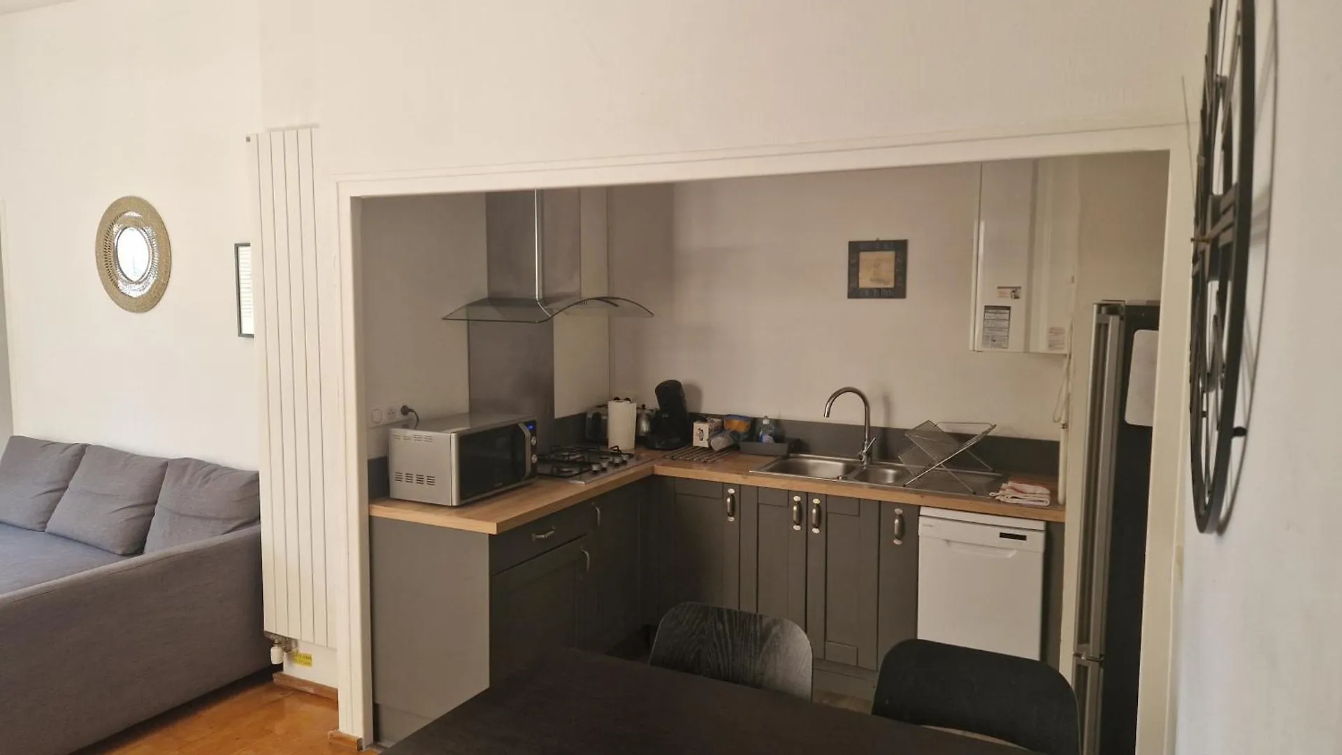 Beautiful And Bright 1St Floor Flat With Large Terrace - Biarritz City Center 0*,
