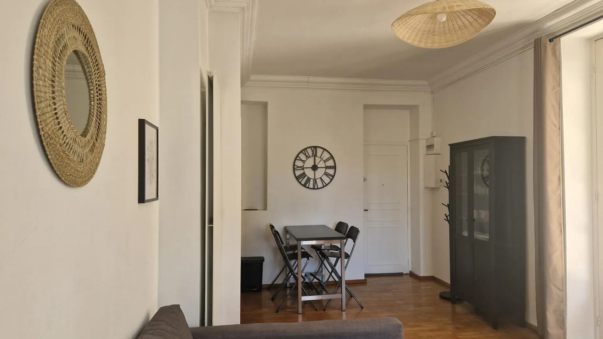 Beautiful And Bright 1St Floor Flat With Large Terrace - Biarritz City Center 法国